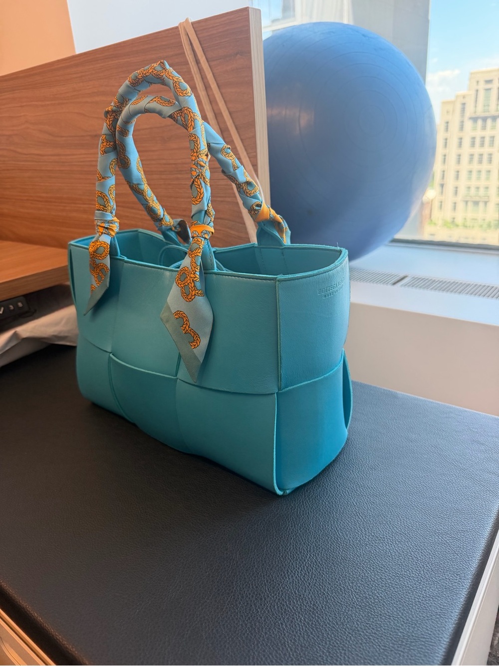 Bottega Veneta Arco tote - Picture 2 of 4